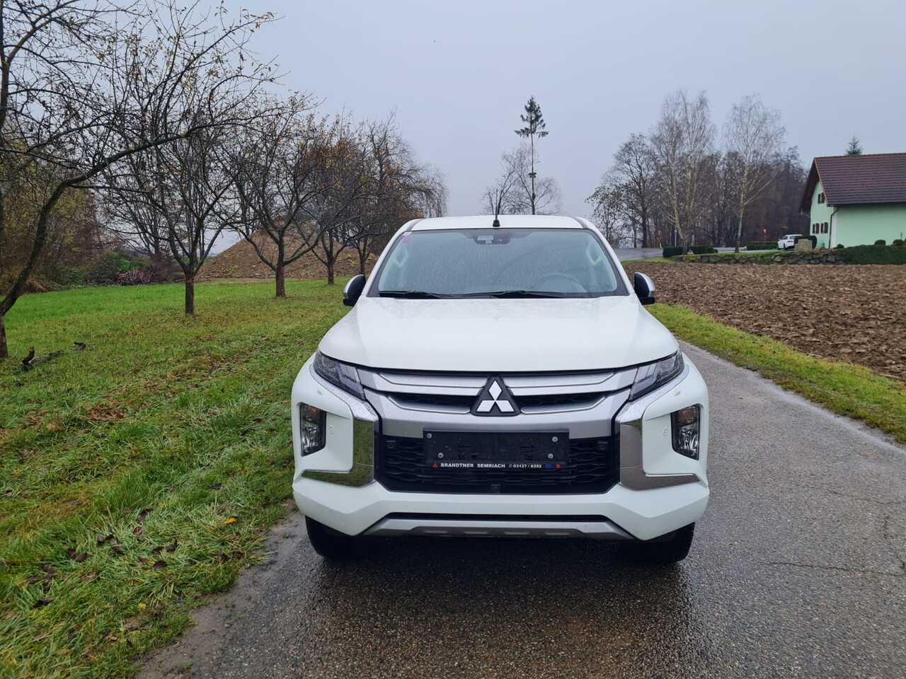 Mitsubishi L 200 - Pickup truck: picture 4 Mitsubishi L 200 - Pickup truck: picture 4