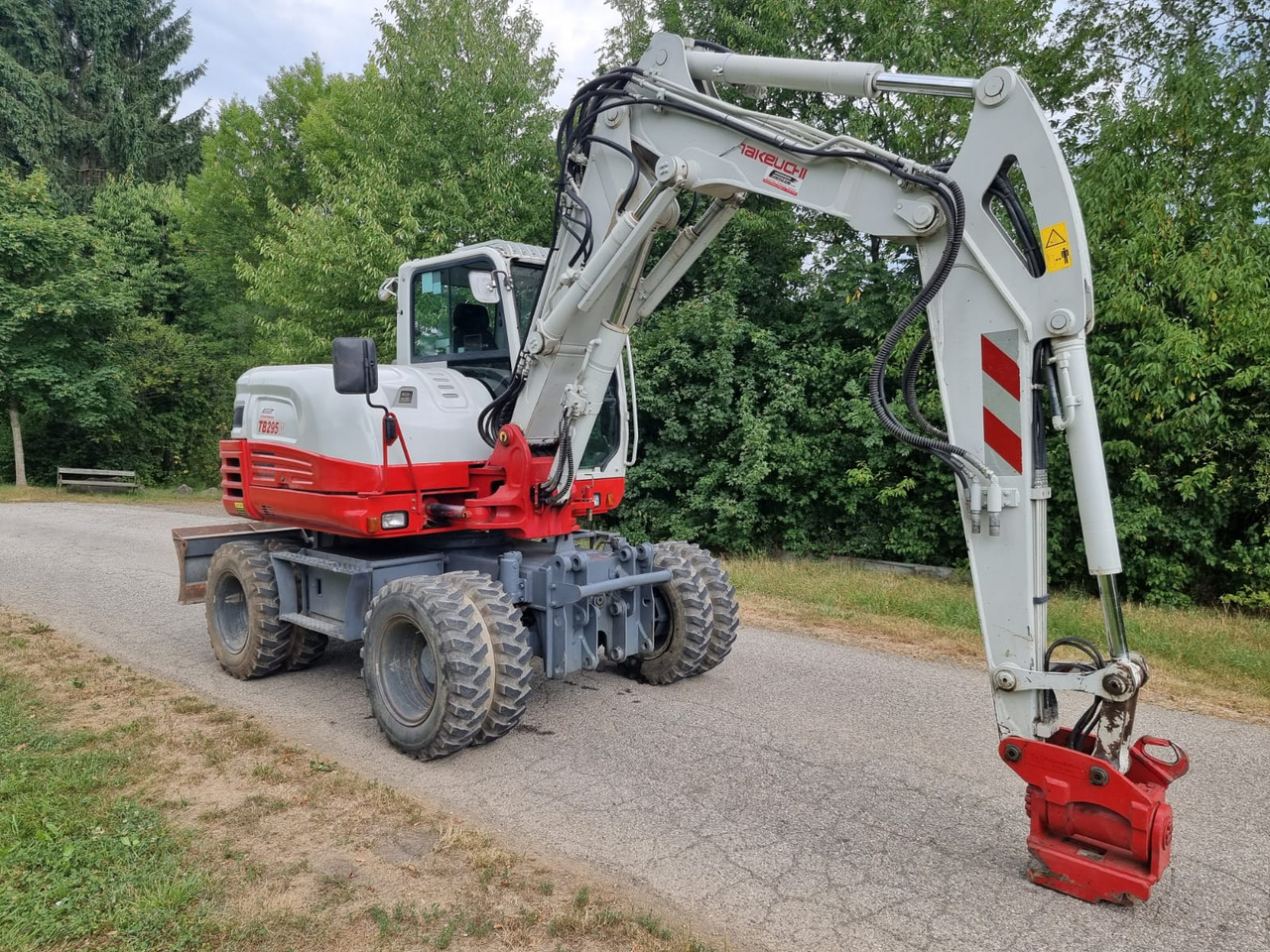 Takeuchi TB 295 W - Wheel excavator: picture 4 Takeuchi TB 295 W - Wheel excavator: picture 4
