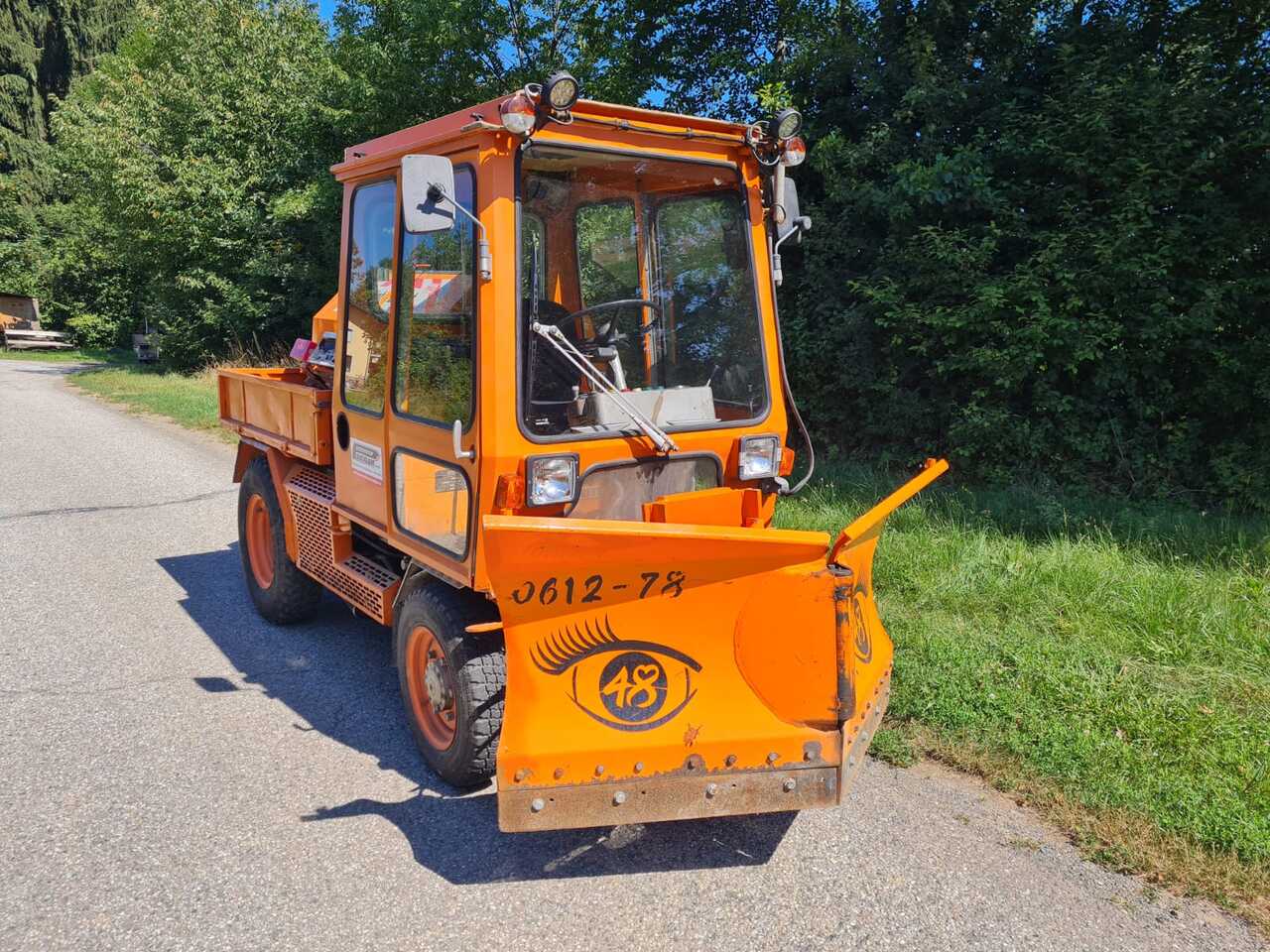 Boschung Pony DP 40 AK - Utility/ Special vehicle: picture 3 Boschung Pony DP 40 AK - Utility/ Special vehicle: picture 3