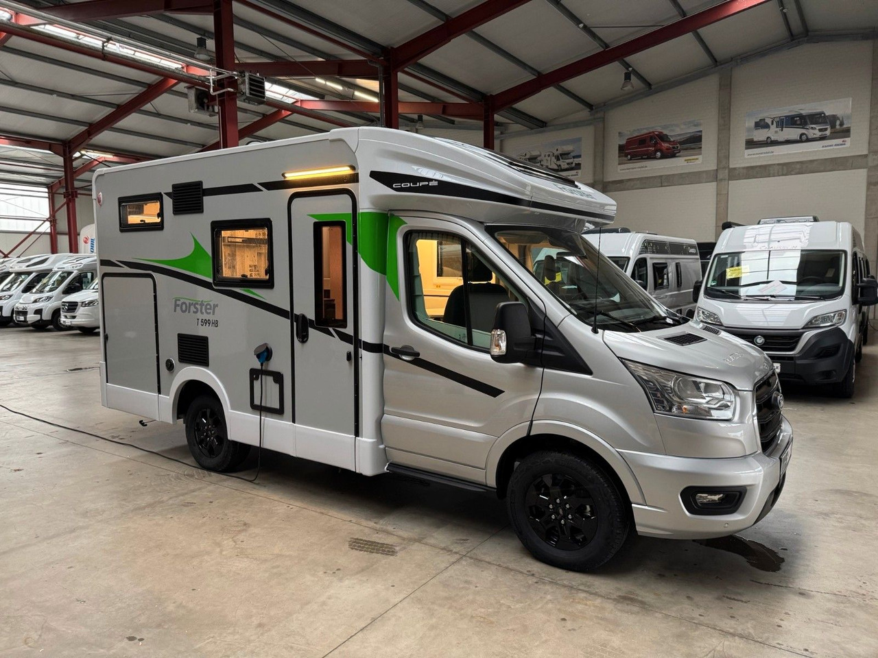 Forster T 599 HBN COUPÈ /-MODELL 2026- / 165PS-AUTOMATIK - Semi-integrated motorhome: picture 5 Forster T 599 HBN COUPÈ /-MODELL 2026- / 165PS-AUTOMATIK - Semi-integrated motorhome: picture 5