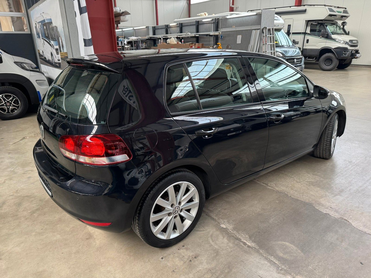 Volkswagen Golf 1.4 TSI DSG 90 kW HIGHLINE / 1.HAND / - Hatchback: picture 2 Volkswagen Golf 1.4 TSI DSG 90 kW HIGHLINE / 1.HAND / - Hatchback: picture 2