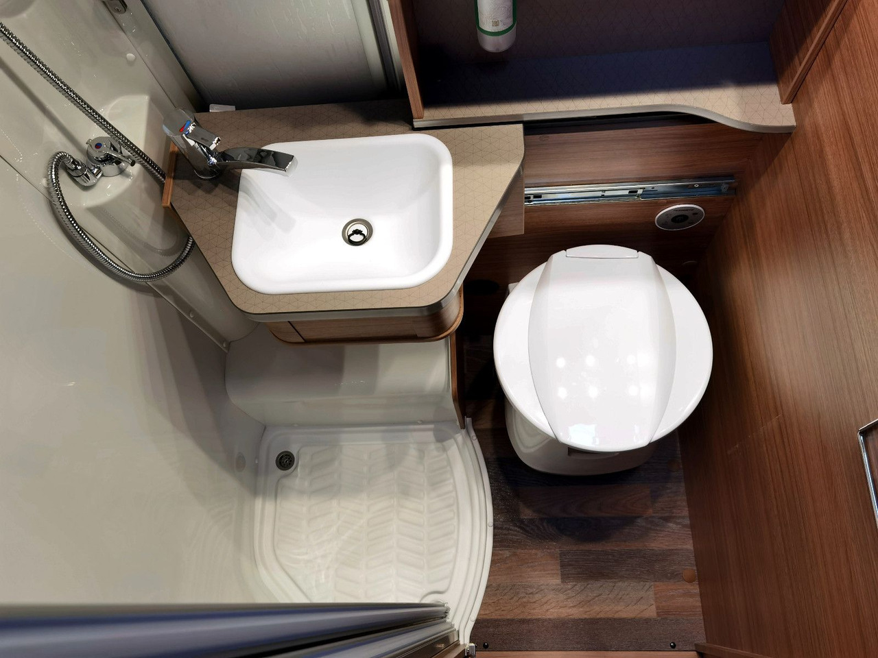 Semi-integrated motorhome Weinsberg CARACOMPACT 600 MEG EDITION PEPPER / MODELL 2025: picture 21