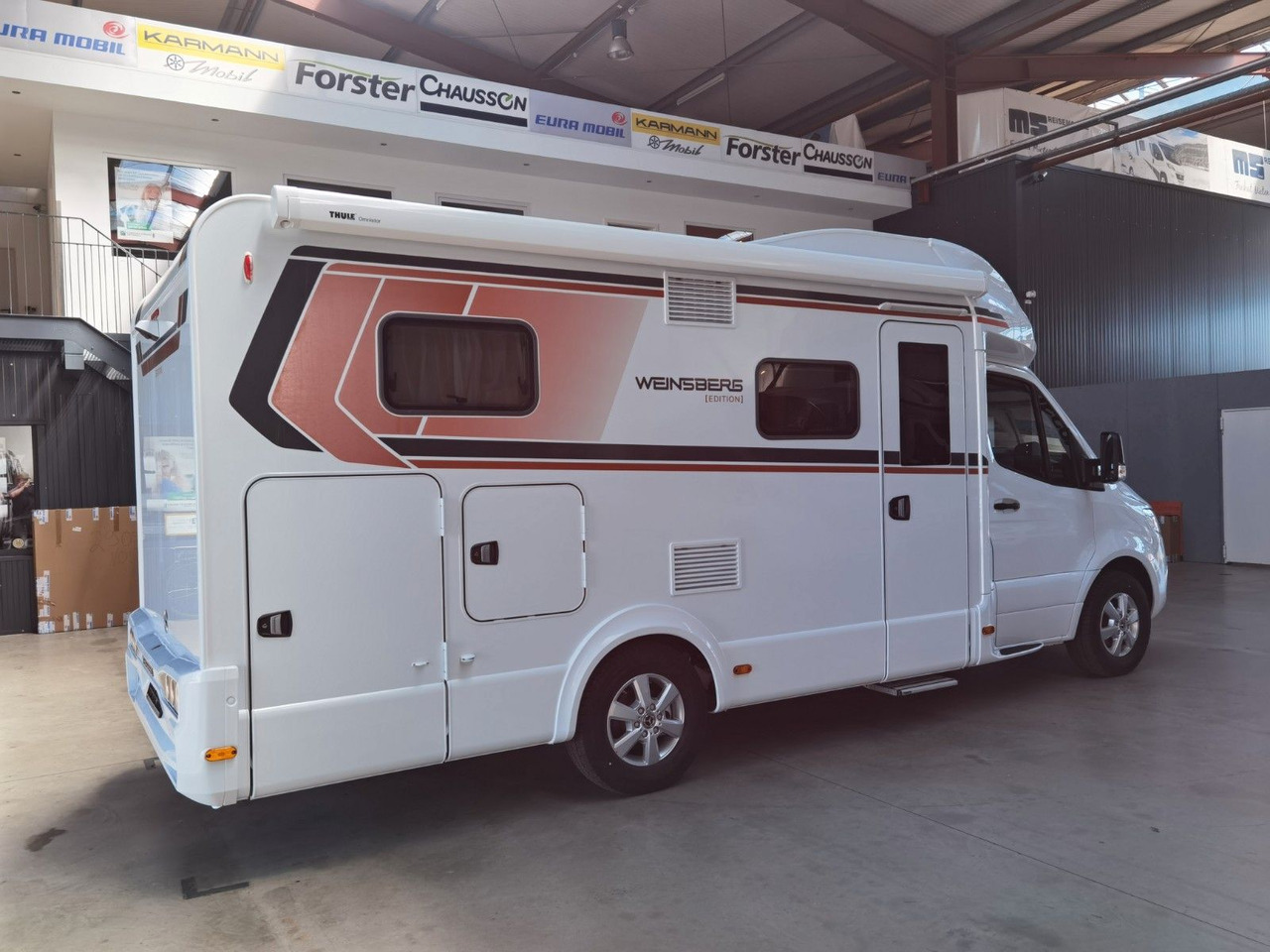 Weinsberg CARACOMPACT SUITE 640 MEG PEPPER / 170PS-DSG / H - Semi-integrated motorhome: picture 4 Weinsberg CARACOMPACT SUITE 640 MEG PEPPER / 170PS-DSG / H - Semi-integrated motorhome: picture 4