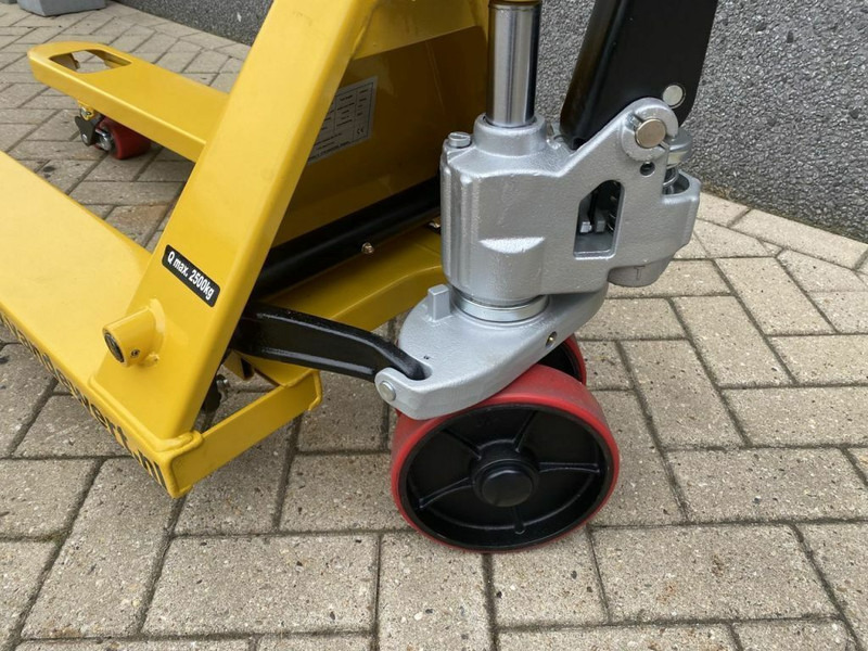 Diversen palletwagen handpalletwagen pompwagen 2.5 ton transpallet - Pallet truck: picture 4 Diversen palletwagen handpalletwagen pompwagen 2.5 ton transpallet - Pallet truck: picture 4