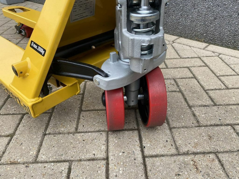 Diversen palletwagen handpalletwagen pompwagen 2.5 ton transpallet - Pallet truck: picture 5 Diversen palletwagen handpalletwagen pompwagen 2.5 ton transpallet - Pallet truck: picture 5