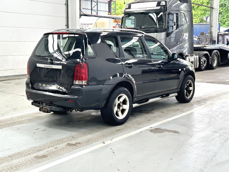 SsangYong Rexton AIRCO / LEATHER / MOTEUR MERCEDES - MERCEDES MOTOR - SUV: picture 5 SsangYong Rexton AIRCO / LEATHER / MOTEUR MERCEDES - MERCEDES MOTOR - SUV: picture 5