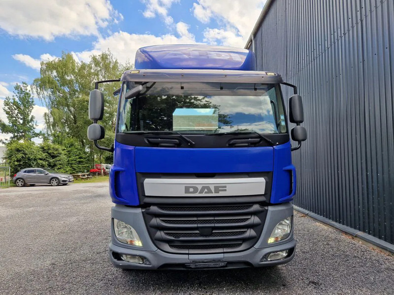 DAF CF 400 EURO 6 / RETARDER / AIRCO / 10 PIECES - 10 STUCK - Tractor unit: picture 2 DAF CF 400 EURO 6 / RETARDER / AIRCO / 10 PIECES - 10 STUCK - Tractor unit: picture 2