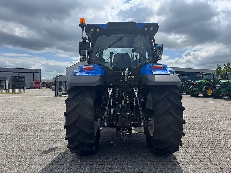 New Holland T6.145 EC40 GEVEERDE VOORAS 2023 500 UUR!!! - Farm tractor: picture 3 New Holland T6.145 EC40 GEVEERDE VOORAS 2023 500 UUR!!! - Farm tractor: picture 3