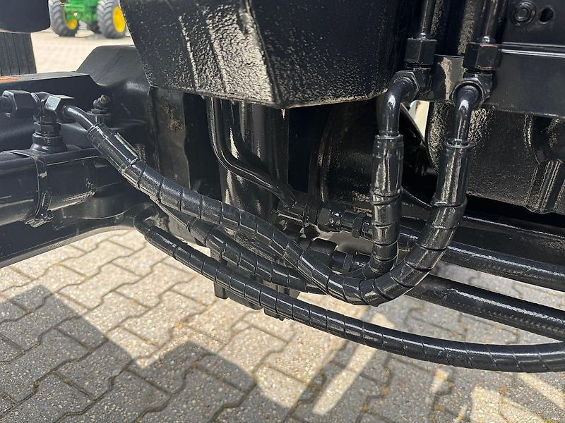 New Holland T6.145 EC40 GEVEERDE VOORAS 2023 500 UUR!!! - Farm tractor: picture 5 New Holland T6.145 EC40 GEVEERDE VOORAS 2023 500 UUR!!! - Farm tractor: picture 5