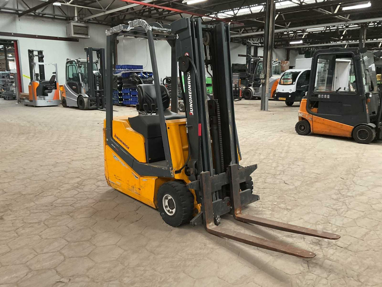 1997 JUNGHEINRICH EFG-DF12 FORKLIFT - Forklift: picture 2 1997 JUNGHEINRICH EFG-DF12 FORKLIFT - Forklift: picture 2