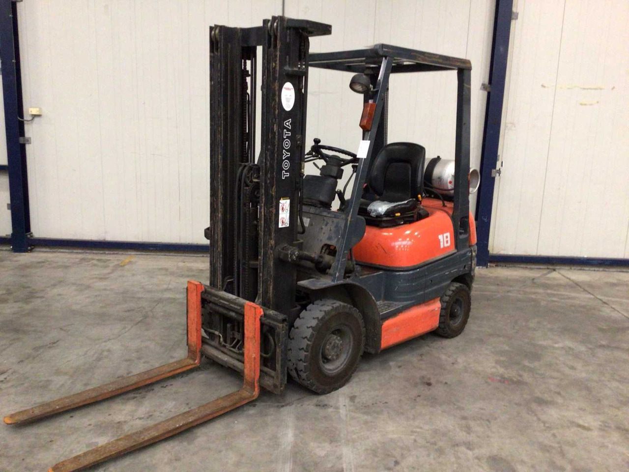 1997 TOYOTA 42-6FGF18 FORKLIFT - Forklift: picture 1 1997 TOYOTA 42-6FGF18 FORKLIFT - Forklift: picture 1
