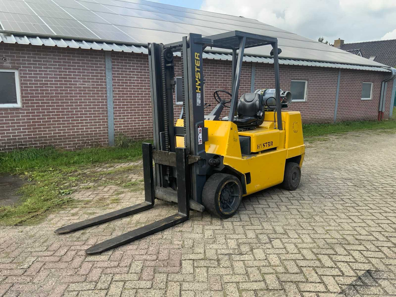 1999 HYSTER S4.00XL FORKLIFT TRUCK - Forklift: picture 1 1999 HYSTER S4.00XL FORKLIFT TRUCK - Forklift: picture 1