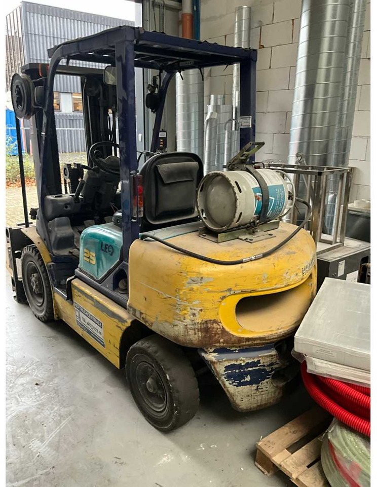 1999 KOMATSU FG25T12 FORKLIFT - Forklift: picture 2 1999 KOMATSU FG25T12 FORKLIFT - Forklift: picture 2