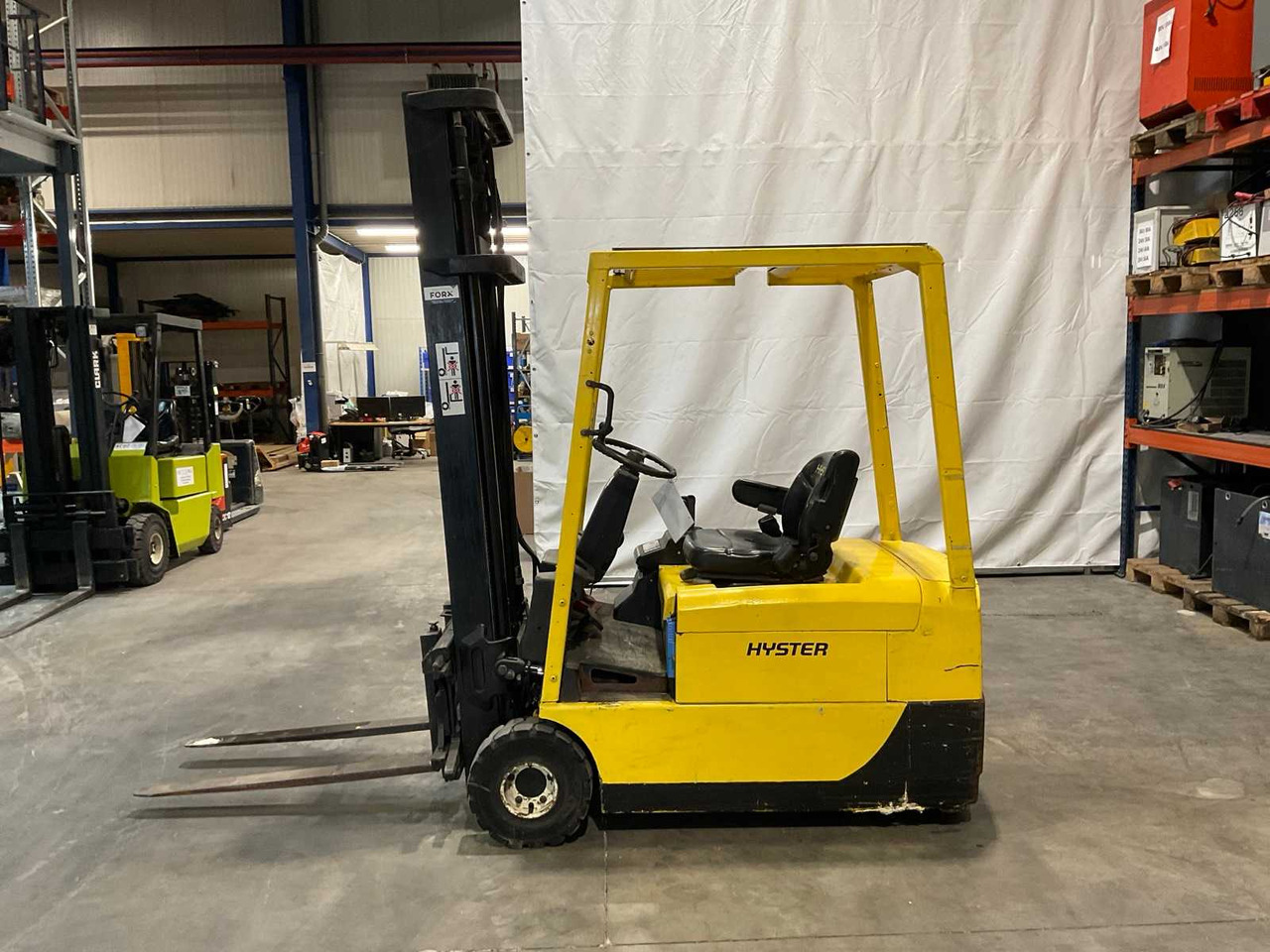 2000 HYSTER J2,00XMT FORKLIFT - Forklift: picture 2 2000 HYSTER J2,00XMT FORKLIFT - Forklift: picture 2