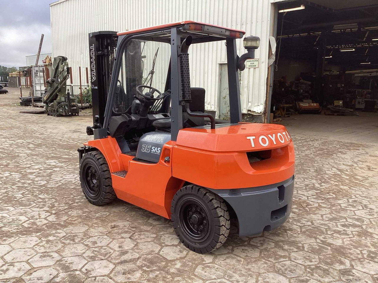 2004 TOYOTA 7FD35 FORKLIFT - Forklift: picture 4 2004 TOYOTA 7FD35 FORKLIFT - Forklift: picture 4