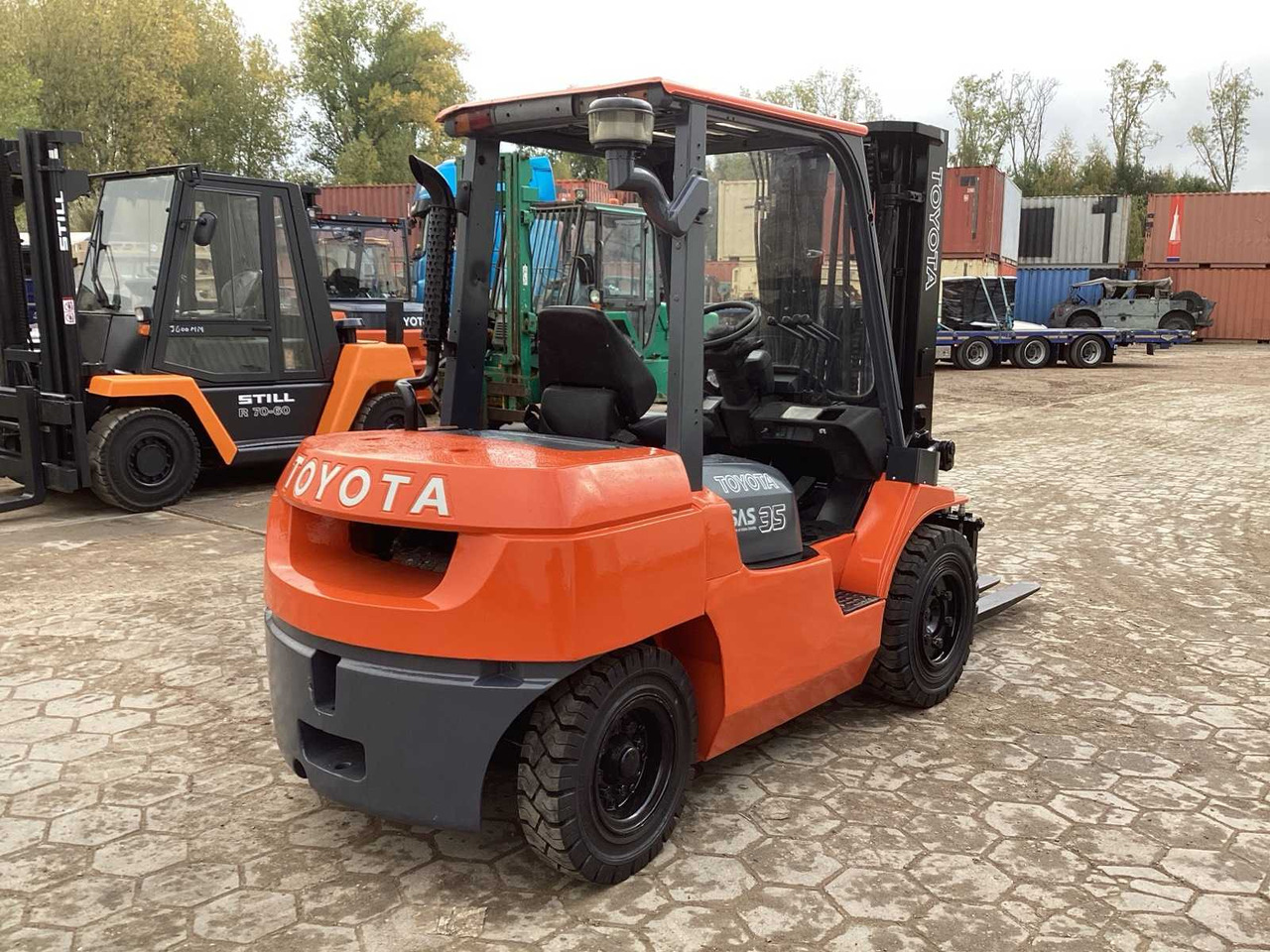 2004 TOYOTA 7FD35 FORKLIFT - Forklift: picture 3 2004 TOYOTA 7FD35 FORKLIFT - Forklift: picture 3