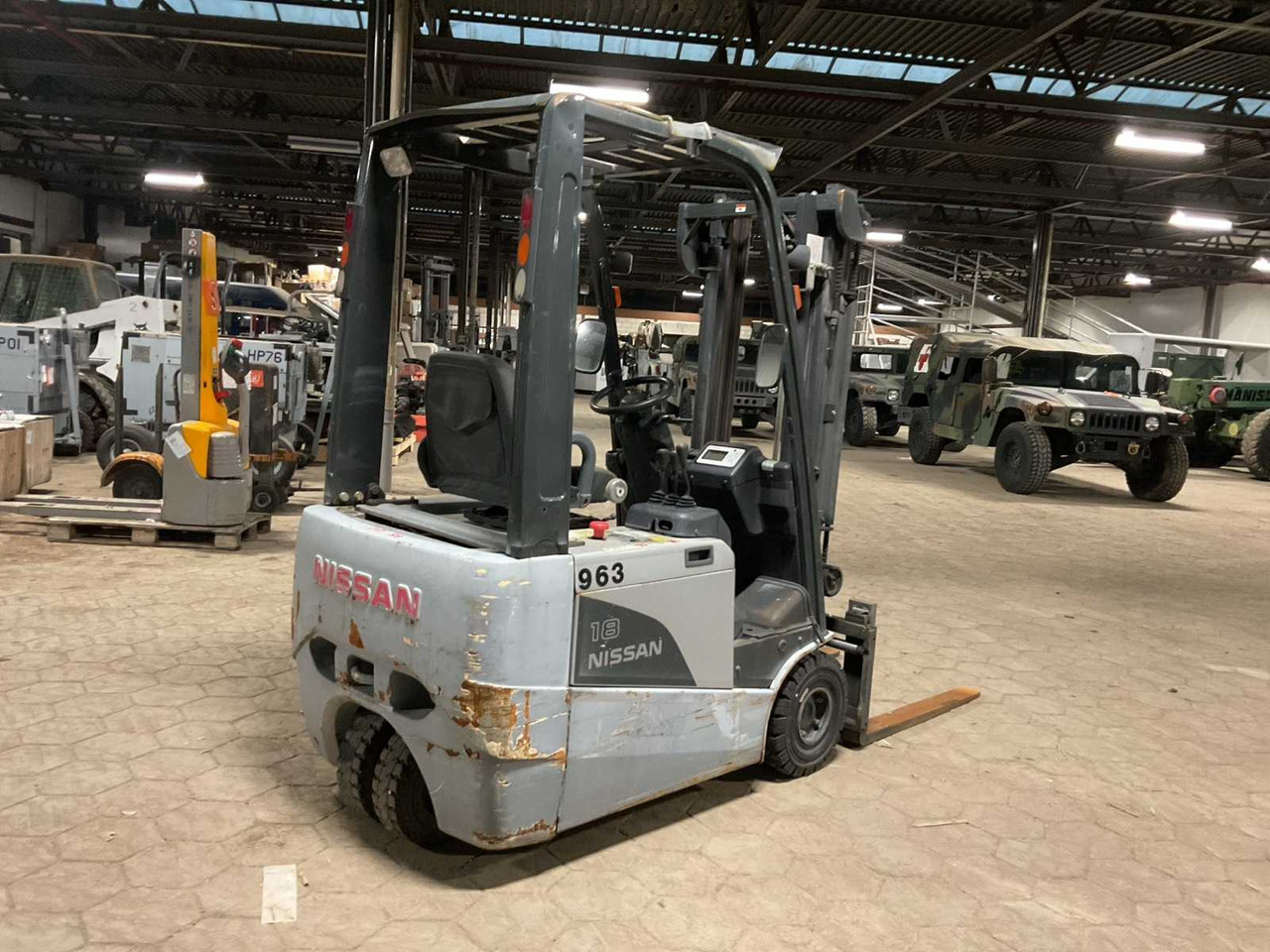2006 NISSAN 1N1L18Q FORKLIFT - Forklift: picture 3 2006 NISSAN 1N1L18Q FORKLIFT - Forklift: picture 3