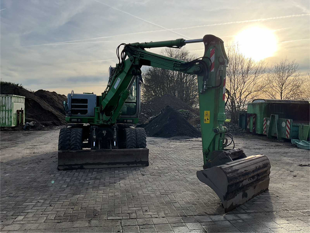 2007 NEW HOLLAND MH 3.6 WHEELED EXCAVATOR - Wheel excavator: picture 1 2007 NEW HOLLAND MH 3.6 WHEELED EXCAVATOR - Wheel excavator: picture 1