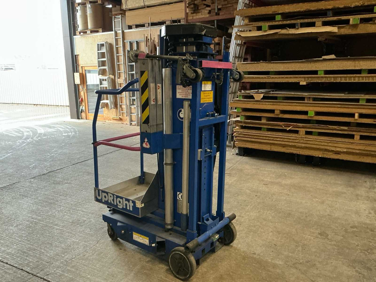 2007 UPRIGHT LL25 A-C AERIAL WORK PLATFORM - Aerial platform: picture 3 2007 UPRIGHT LL25 A-C AERIAL WORK PLATFORM - Aerial platform: picture 3