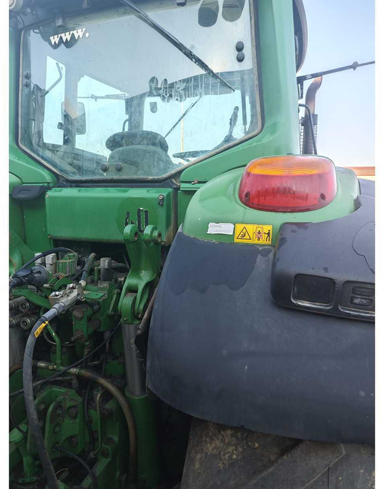 Farm tractor 2009 -JOHN DEERE - 7430 MW2 CD44 - 4-WHEEL DRIVE TRACTOR: picture 11 Farm tractor 2009 -JOHN DEERE - 7430 MW2 CD44 - 4-WHEEL DRIVE TRACTOR: picture 11