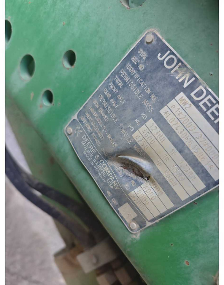 Farm tractor 2009 -JOHN DEERE - 7430 MW2 CD44 - 4-WHEEL DRIVE TRACTOR: picture 7 Farm tractor 2009 -JOHN DEERE - 7430 MW2 CD44 - 4-WHEEL DRIVE TRACTOR: picture 7