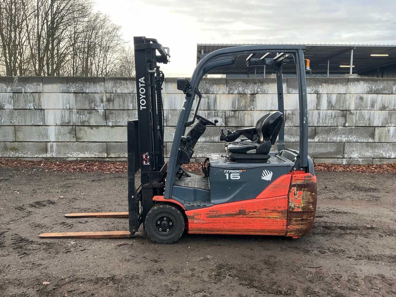2011 TOYOTA 8FBET16 FORKLIFT - Forklift: picture 2 2011 TOYOTA 8FBET16 FORKLIFT - Forklift: picture 2