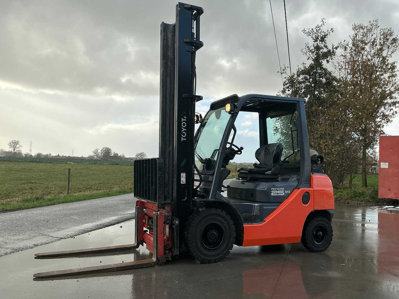 2012 TOYOTA 028FGF FORKLIFT - Forklift: picture 1 2012 TOYOTA 028FGF FORKLIFT - Forklift: picture 1