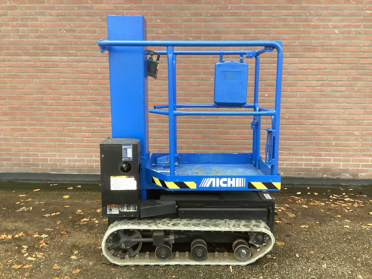 2014 AICHI RM 04 B CRAWLER BOOM LIFT - Aerial platform: picture 2 2014 AICHI RM 04 B CRAWLER BOOM LIFT - Aerial platform: picture 2