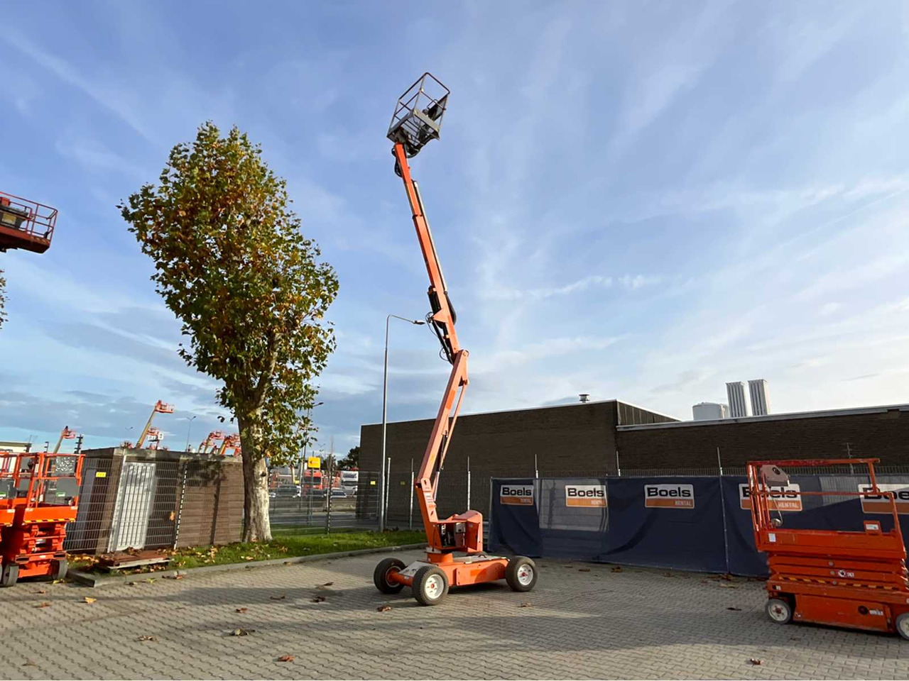 2014 NIFTYLIFT NIFTY HR12NE AERIAL WORK PLATFORM - Aerial platform: picture 1 2014 NIFTYLIFT NIFTY HR12NE AERIAL WORK PLATFORM - Aerial platform: picture 1