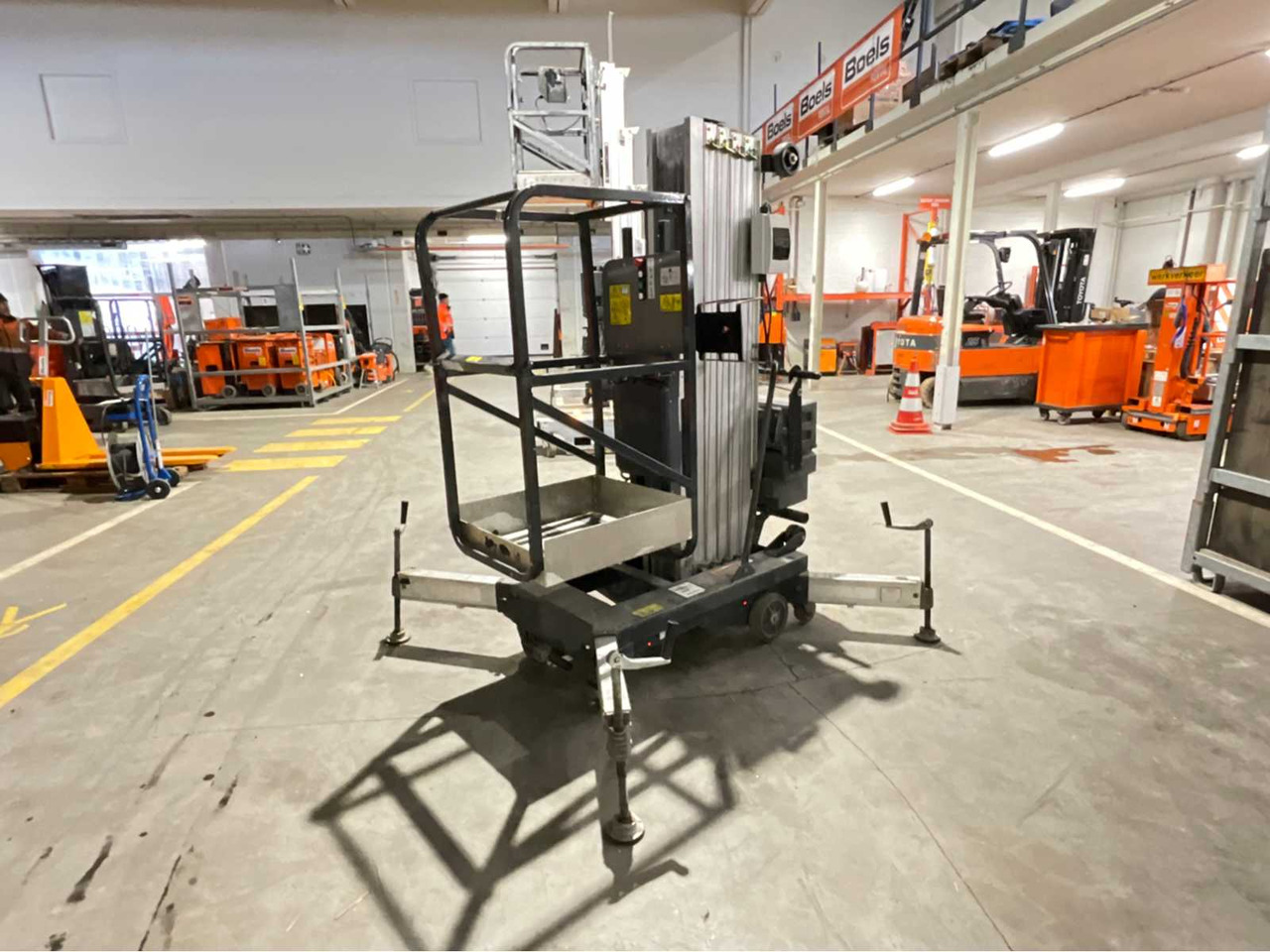 2015 JLG 25AM AERIAL WORK PLATFORM - Aerial platform: picture 2 2015 JLG 25AM AERIAL WORK PLATFORM - Aerial platform: picture 2
