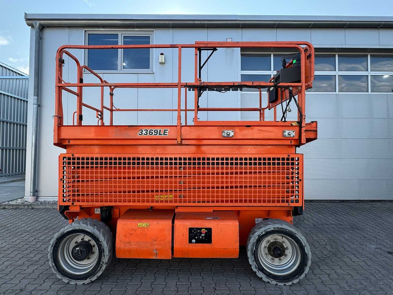 2015 JLG 3369LE 12M OFF-ROAD WORK PLATFORM AERIAL PLATFORM 298 HOURS - Aerial platform: picture 5 2015 JLG 3369LE 12M OFF-ROAD WORK PLATFORM AERIAL PLATFORM 298 HOURS - Aerial platform: picture 5
