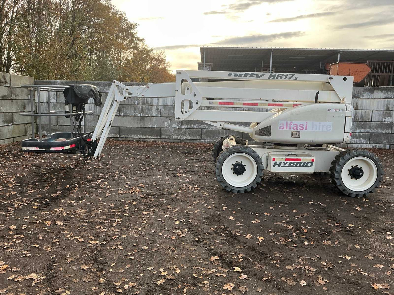 2015 NIFTY HR 17 HYBRID MKII AERIAL WORK PLATFORM - Aerial platform: picture 2 2015 NIFTY HR 17 HYBRID MKII AERIAL WORK PLATFORM - Aerial platform: picture 2