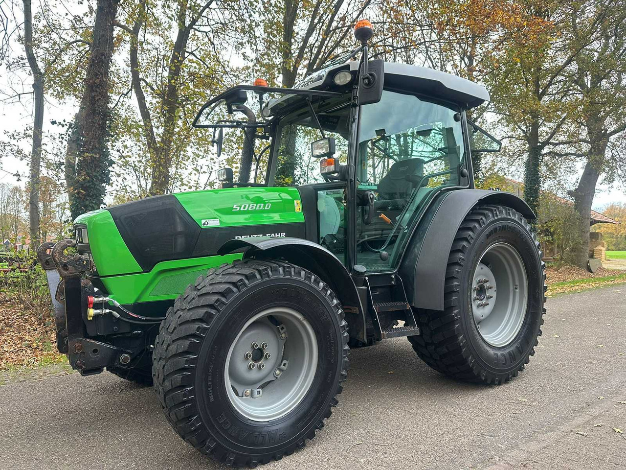 2016 DEUTZ-FAHR 5080D FOUR WHEEL DRIVE FARM TRACTOR - Farm tractor: picture 1 2016 DEUTZ-FAHR 5080D FOUR WHEEL DRIVE FARM TRACTOR - Farm tractor: picture 1
