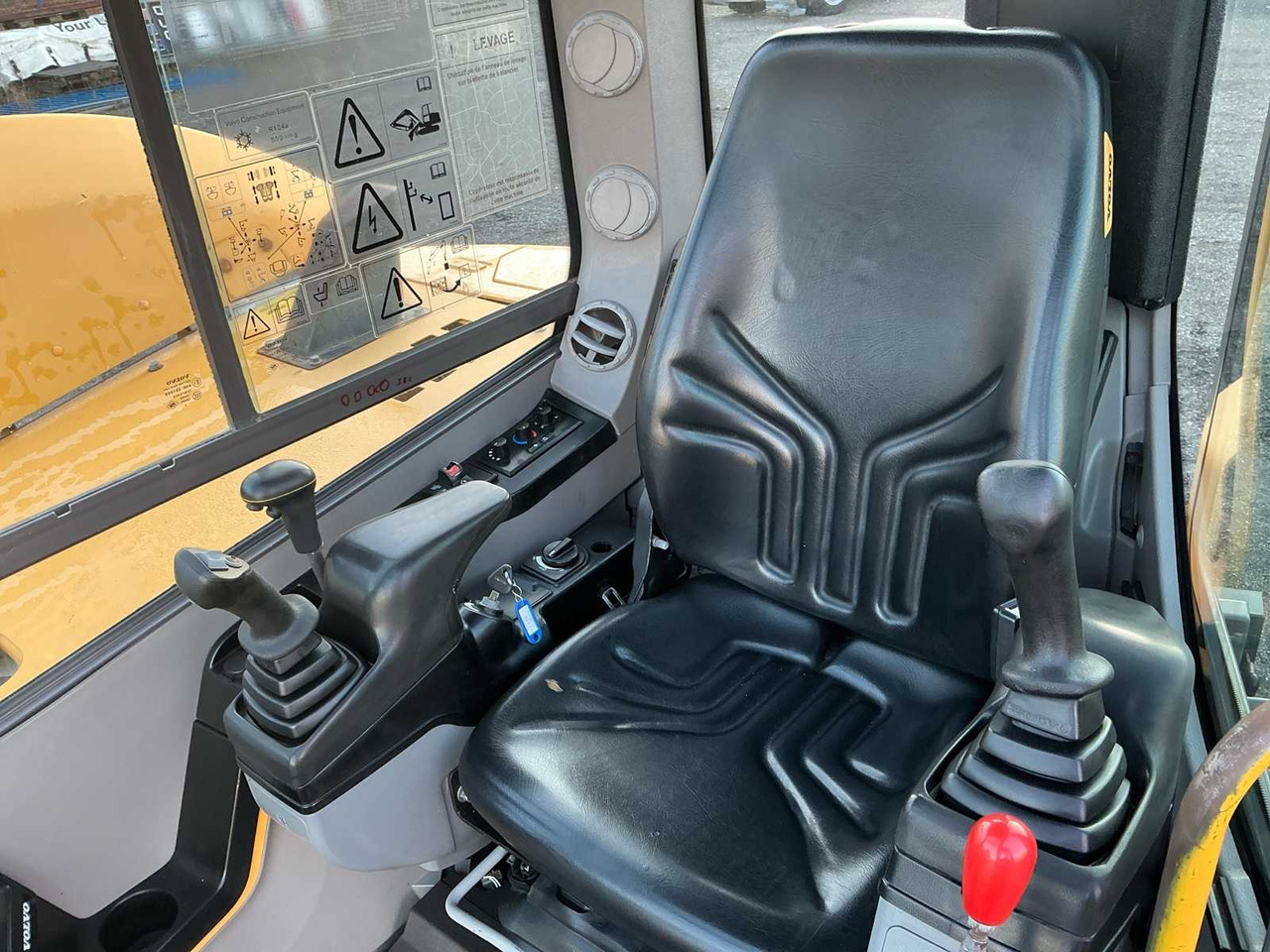 Excavator 2016 VOLVO ECR88D MIDI EXCAVATOR: picture 24