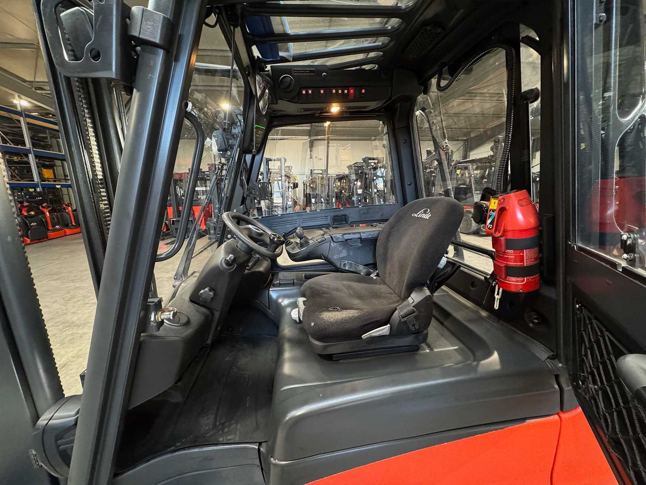 Forklift 2017 SERVICE + UVV 09/2026 LINDE E25HL 2.500KG 3.+4.: picture 13 Forklift 2017 SERVICE + UVV 09/2026 LINDE E25HL 2.500KG 3.+4.: picture 13