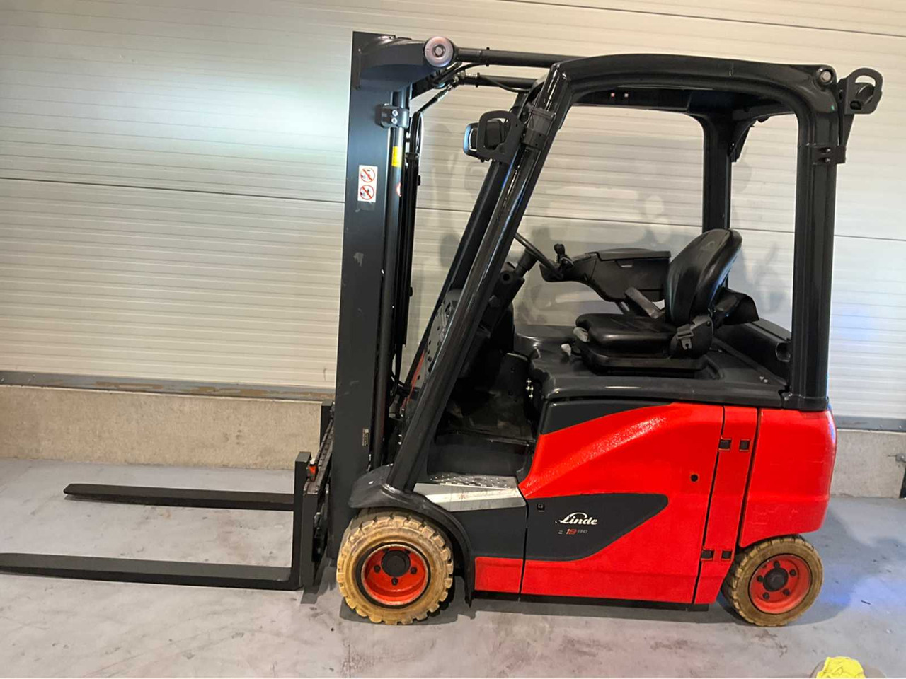 2019 LINDE E18PH-02 1800KG FORKLIFT - Forklift: picture 3 2019 LINDE E18PH-02 1800KG FORKLIFT - Forklift: picture 3