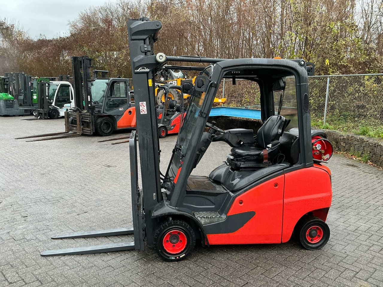 2019 LINDE H20T-01 FORKLIFT TRUCK - Forklift: picture 3 2019 LINDE H20T-01 FORKLIFT TRUCK - Forklift: picture 3