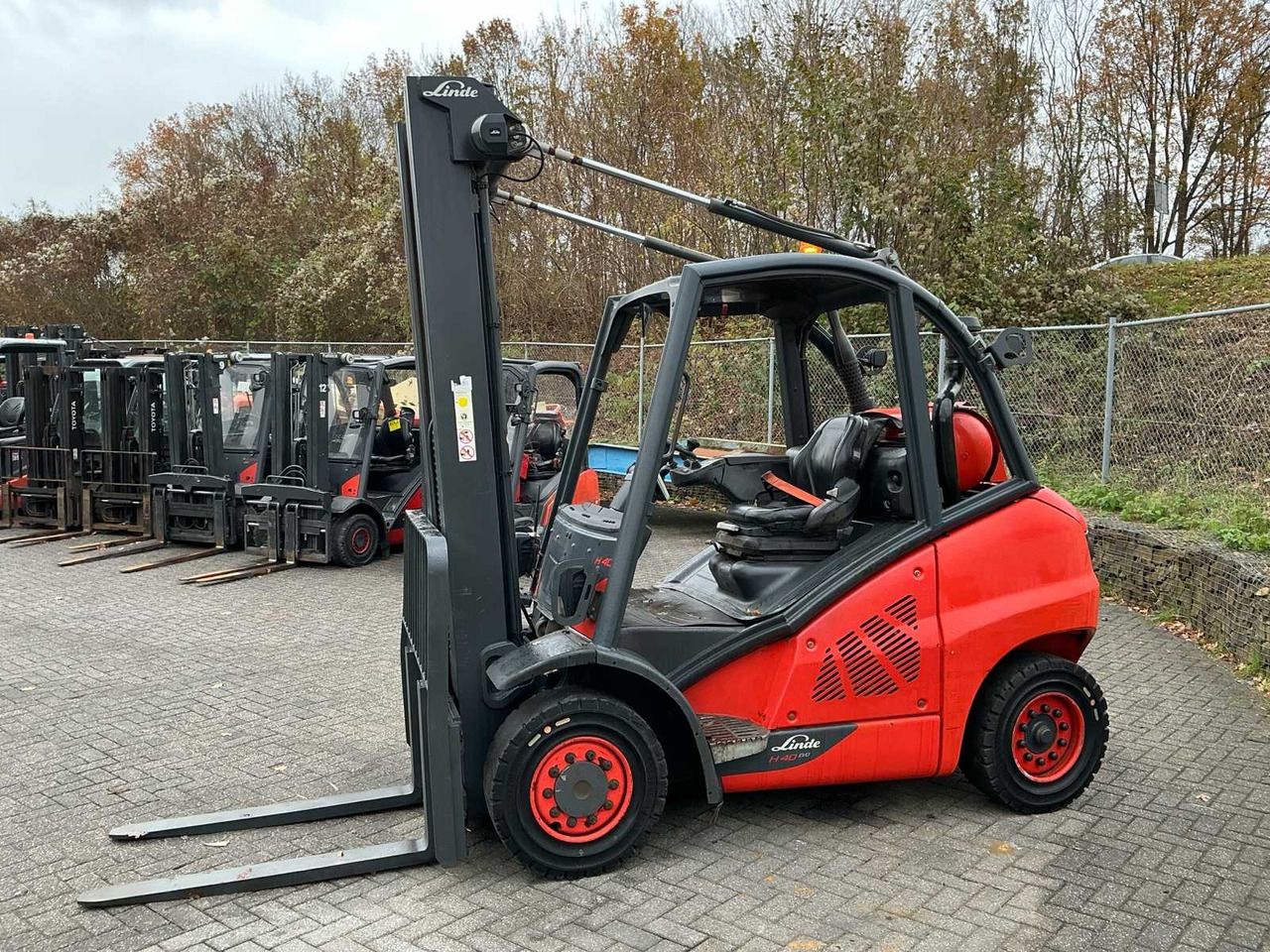 2019 LINDE H40T-02 FORKLIFT - Forklift: picture 2 2019 LINDE H40T-02 FORKLIFT - Forklift: picture 2