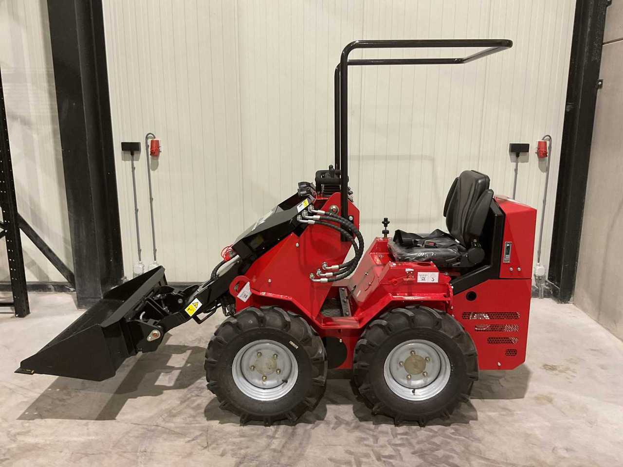 2025 RHINO-CROSS SSL480 SHOVEL - Wheel loader: picture 3 2025 RHINO-CROSS SSL480 SHOVEL - Wheel loader: picture 3