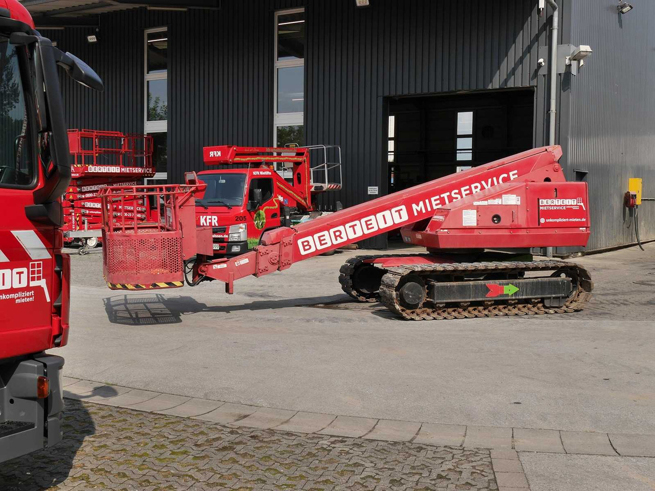 AICHI - SR 123 - AERIAL WORK PLATFORMS - 1998 - Aerial platform: picture 2 AICHI - SR 123 - AERIAL WORK PLATFORMS - 1998 - Aerial platform: picture 2