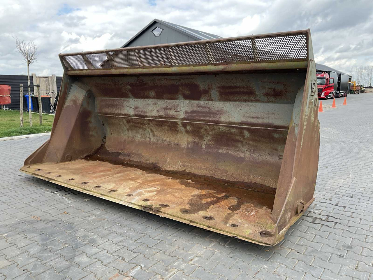 Viby Jern Denmark C - Attachment for Construction machinery: picture 1 Viby Jern Denmark C - Attachment for Construction machinery: picture 1