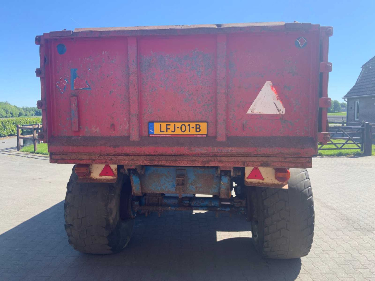 Farm tipping trailer/ Dumper Beco Gigant 240: picture 12
