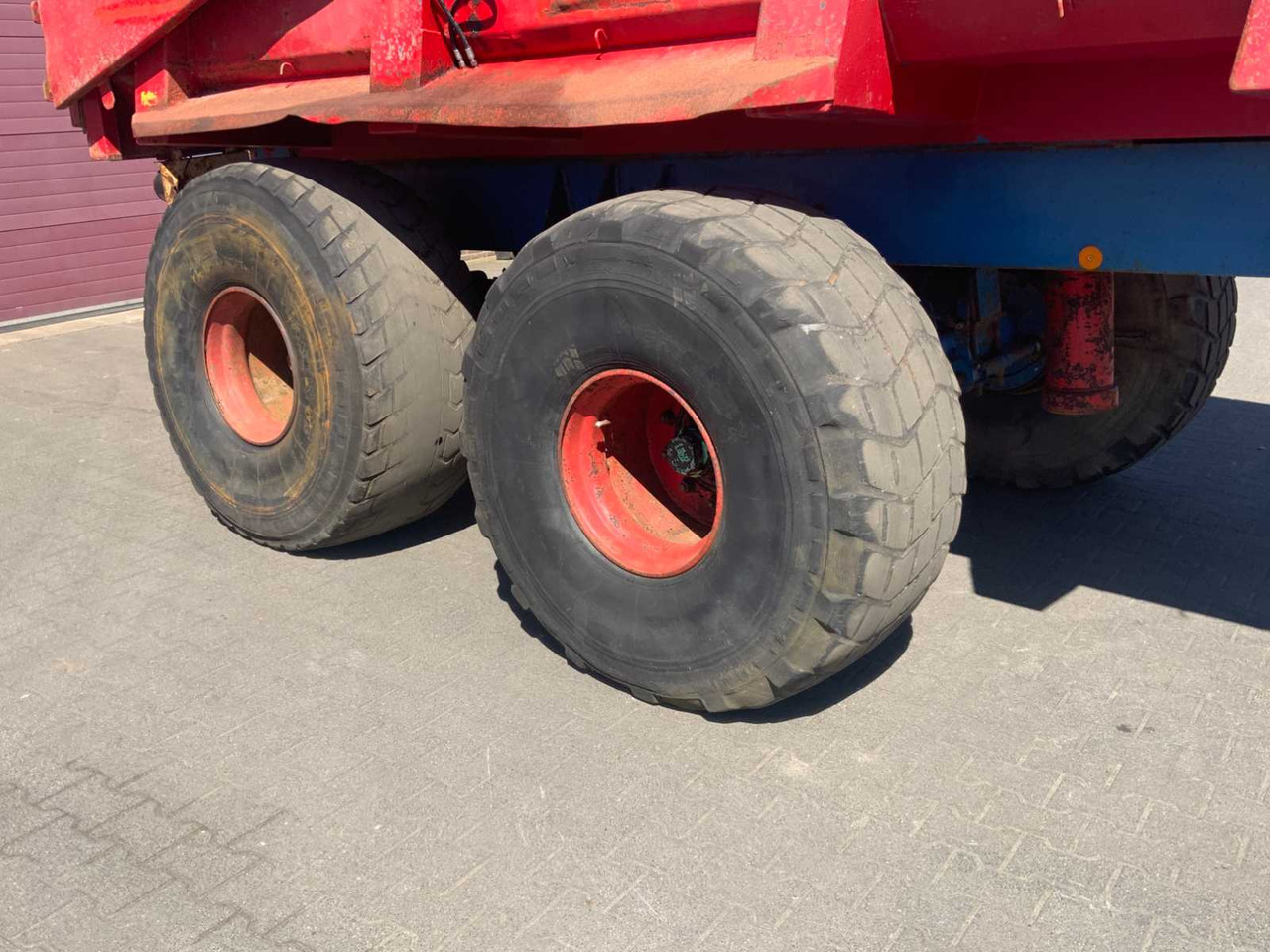 Farm tipping trailer/ Dumper Beco Gigant 240: picture 10