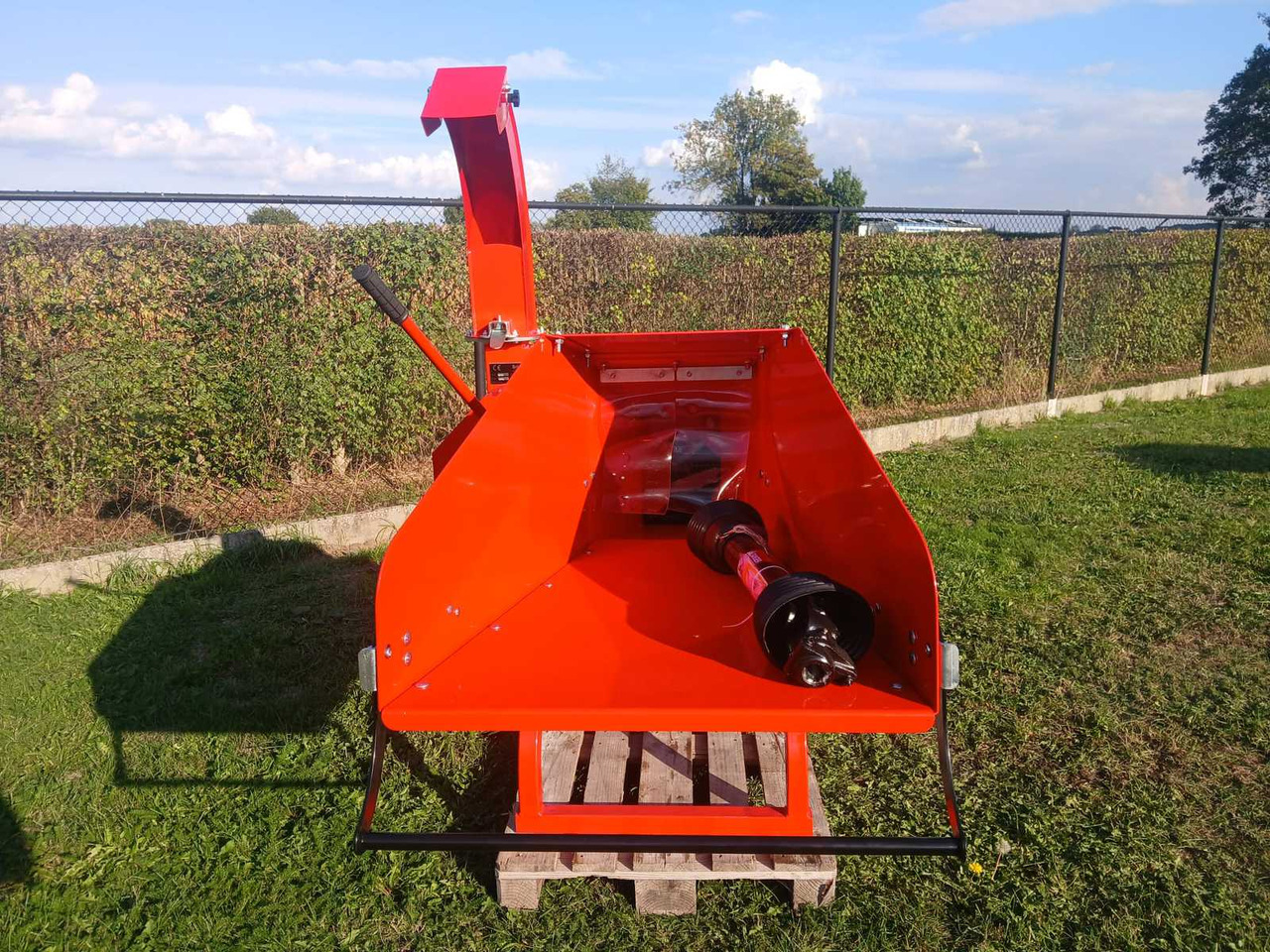 Bel-Agro WCL8/BXC42 - Wood chipper: picture 4 Bel-Agro WCL8/BXC42 - Wood chipper: picture 4