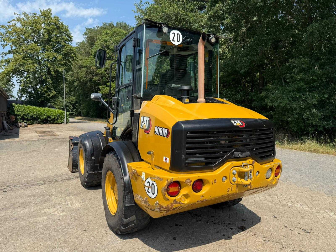 CAT - 908M - JOYSTICK CONTROL, INCL RUBBLE BIN - SHOVEL - Wheel loader: picture 2 CAT - 908M - JOYSTICK CONTROL, INCL RUBBLE BIN - SHOVEL - Wheel loader: picture 2