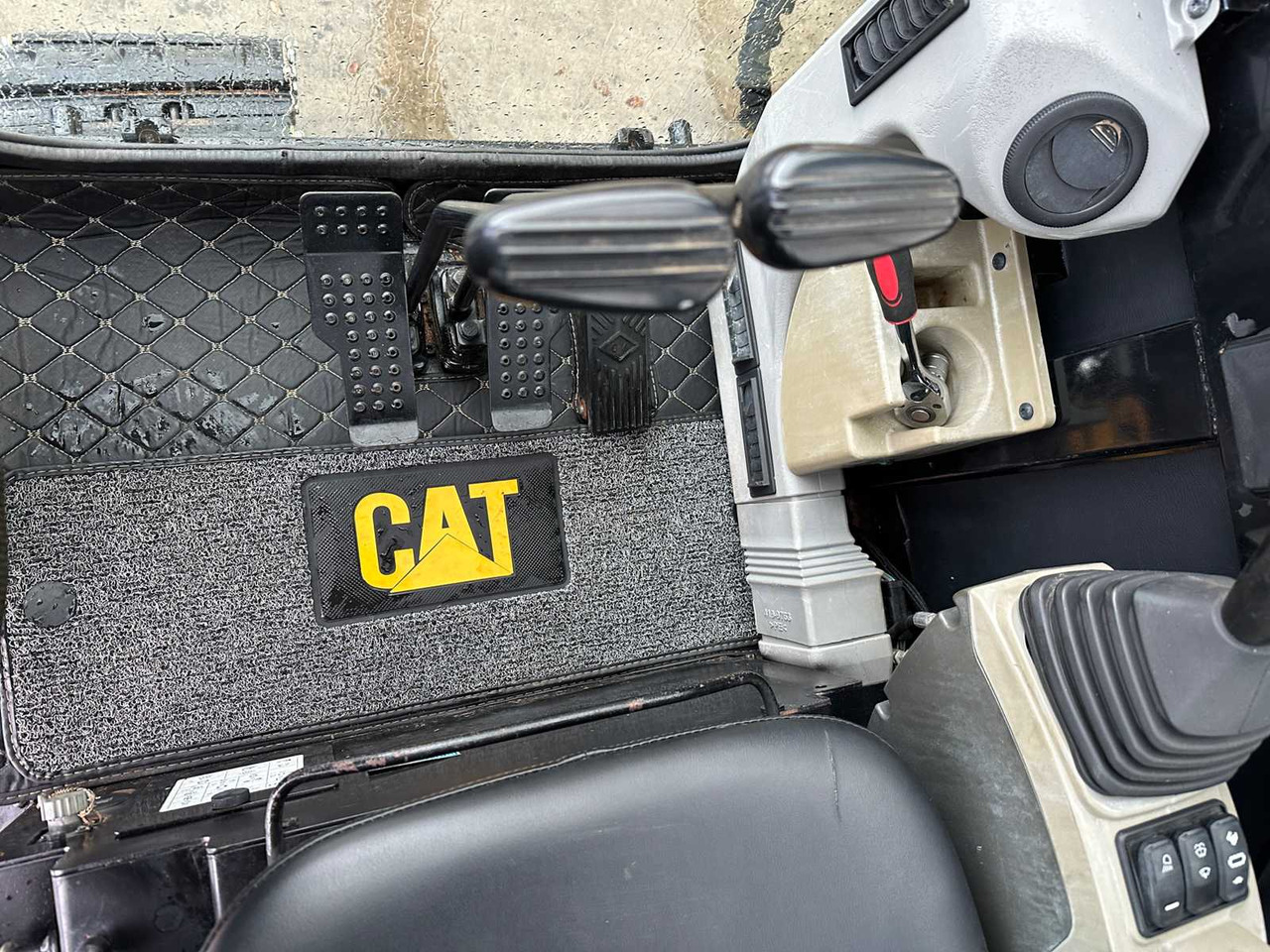 Excavator CATERPILLAR - 2017 - 305.5E2 - MIDI EXCAVATOR: picture 37