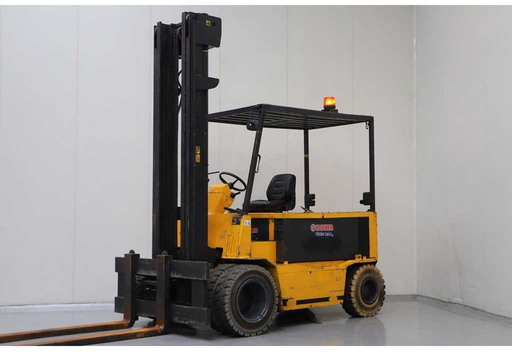 CTC - FORCE 65 ELECTRIC - 6500KG LIFTING CAPACITY, SIDE-SHIFT - FORKLIFT - Forklift: picture 2 CTC - FORCE 65 ELECTRIC - 6500KG LIFTING CAPACITY, SIDE-SHIFT - FORKLIFT - Forklift: picture 2
