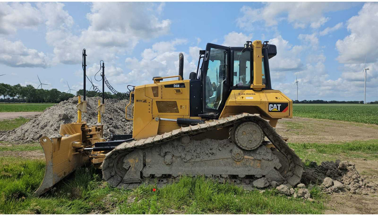 Bulldozer Caterpillar D6N: picture 7