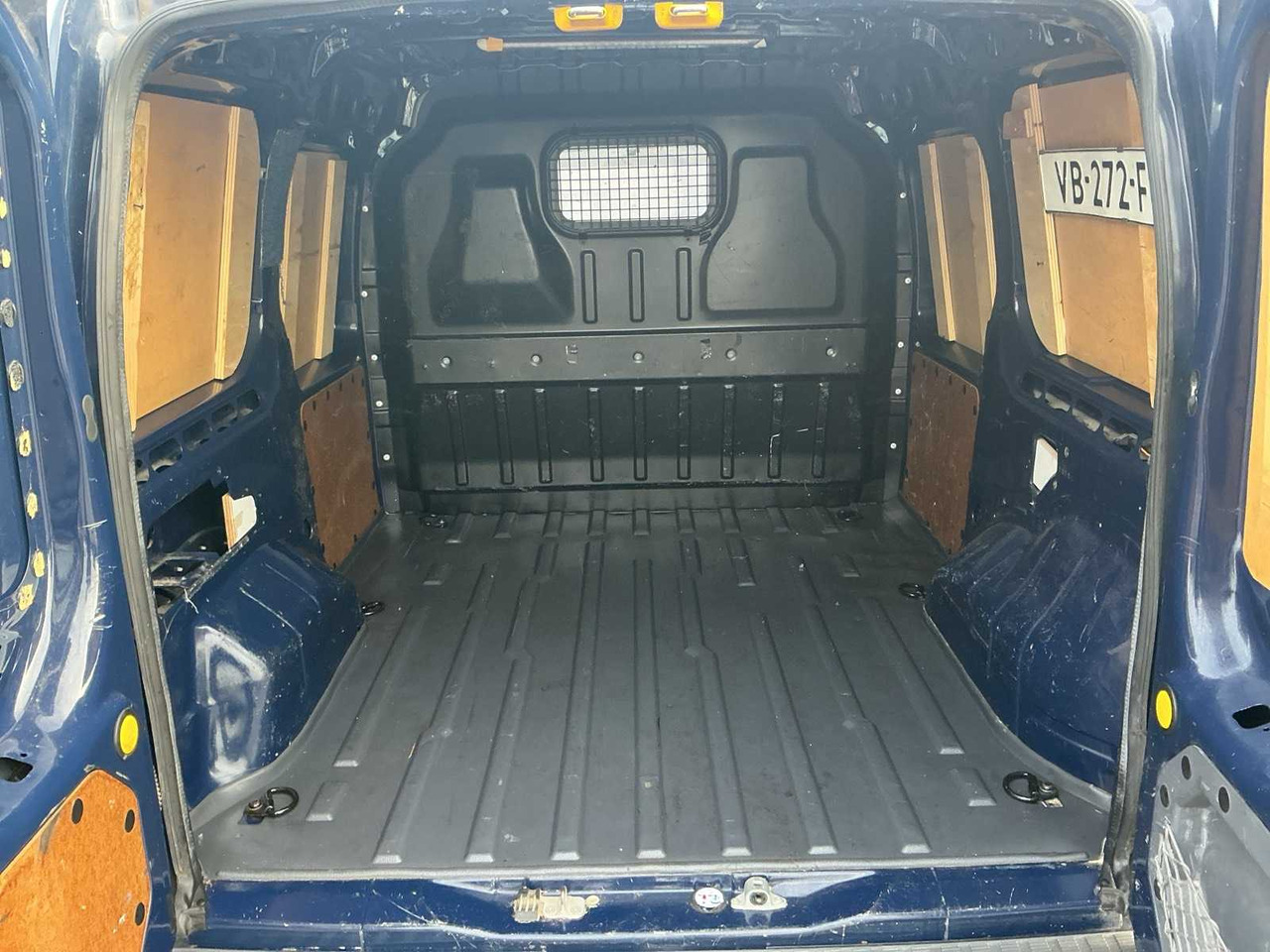 2013 - FORD - TRANSIT CONNECT - T200S 1.8 TDCI TREND - COMMERCIAL VEHICLE - Commercial vehicle: picture 5 2013 - FORD - TRANSIT CONNECT - T200S 1.8 TDCI TREND - COMMERCIAL VEHICLE - Commercial vehicle: picture 5