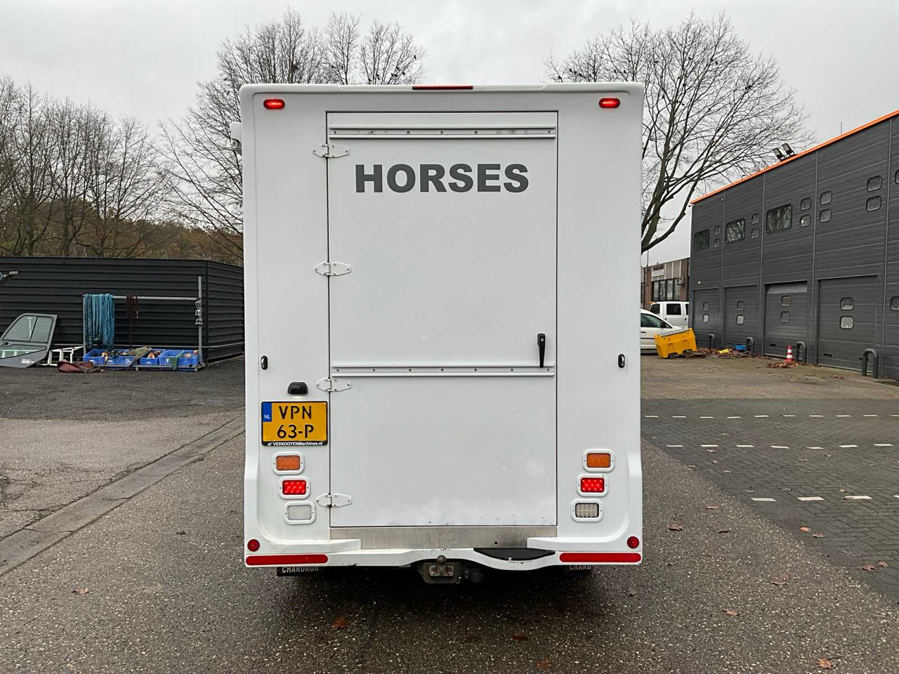 2013 RENAULT MASTER 150DCI HORSETRUCK WITH CHARDRON SUPERSTRUCTURE VPN-63-P - Commercial vehicle: picture 5 2013 RENAULT MASTER 150DCI HORSETRUCK WITH CHARDRON SUPERSTRUCTURE VPN-63-P - Commercial vehicle: picture 5